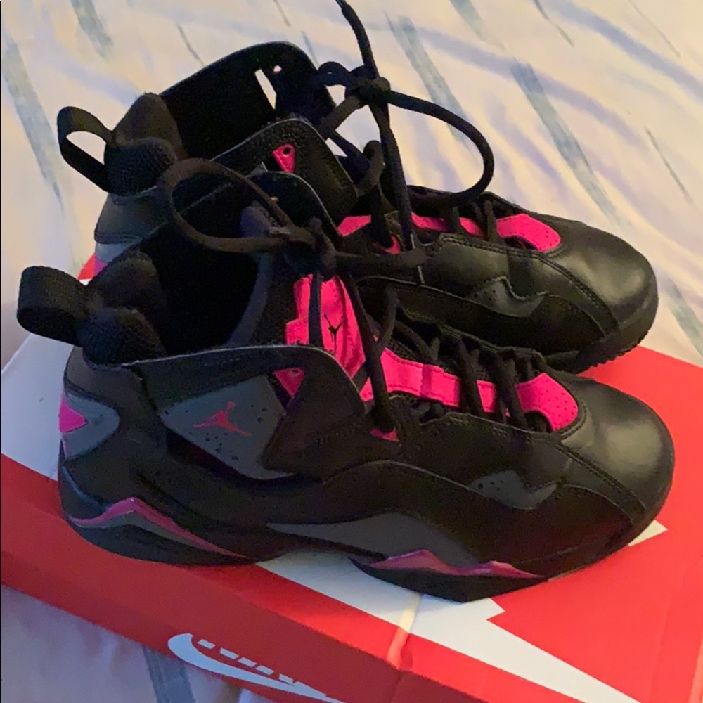 AIR JORDAN FLIGHTS